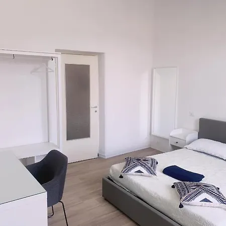 Brin Apartment *